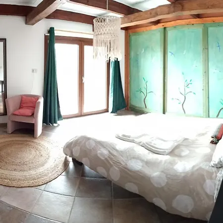 게스트하우스 Amrita Rosa